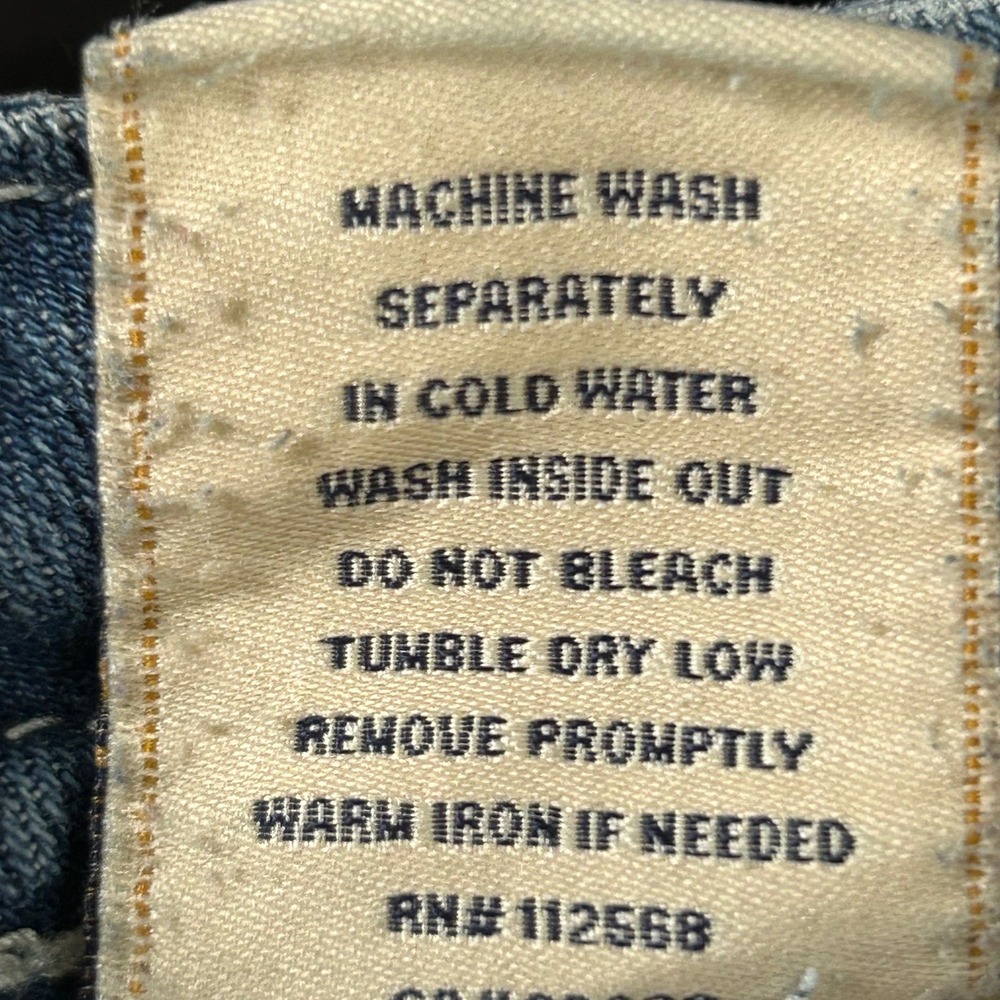 Miss Me Signature Cropped Capri Jean 29 Light Wash Embroider Sequin JE8131C Read - Picture 15 of 15